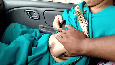 Desi Indian Aunty Ne Blowjob Diya Stranger Ko Car Me On Highway