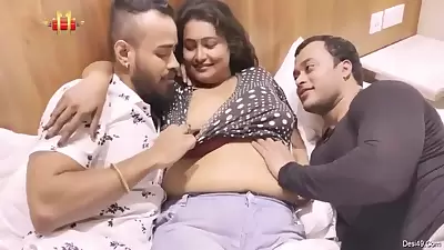 Indian Bbw Mousi With Tow Boy Threesome Sex