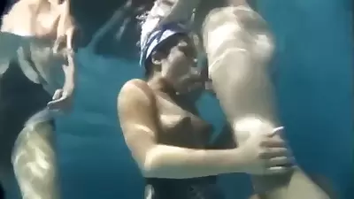 Time stop blowjob underwater