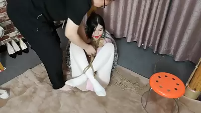 Chinese Bondage - Cute Girl Vibed
