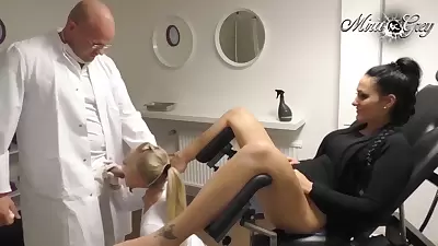Patient Consults Her Gynecologist For Live Fertilization