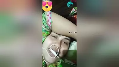 Horny Desi Girl Shows Her Wet Pussy To Lover On Vc