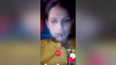 Today Exclusive- Sexy Bihari Girl Showing Her Boobs On Video Call 7