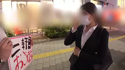 0001800_ニホンの女性が潮ふきする鬼パコ腰振り騎乗位企画ナンパ絶頂のSEX