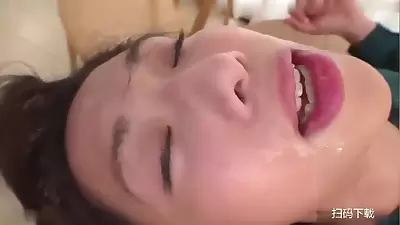 Asian Girl Gets Her First Taste Of Deep-throat Bulge