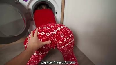 Christmas Gift For Step Son - Step Mom Stuck In Washing Machine!