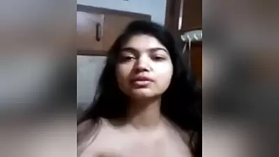College Girlfriend Makes Video For Bf While Fingering