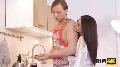Russian Hottie Shows Husband Her Appreciation With Morning Rimjob With Stanley Johnson, Kate Rich And Morning Sex