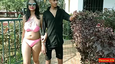 Indian Beautiful Model Sex Trip With The 18yrs Boy!