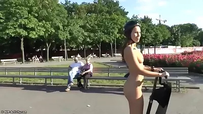 Nude Jenny In Berlin - Public Nudity Porn