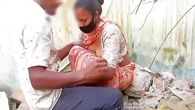 Indian Village Bhabhi Fucked By Her Devar In Form - Viral Video