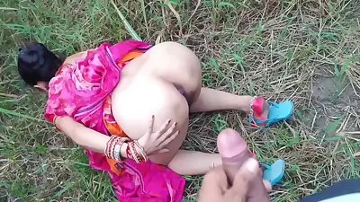 Desi Village Bhabhi Field Fucking With Lover Boy Outdoor Video