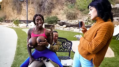 Nasty Old Bench Flasher Meets Thirsty Jogging Nymph With Ebony Mystique, Chong Dong - Brazzers