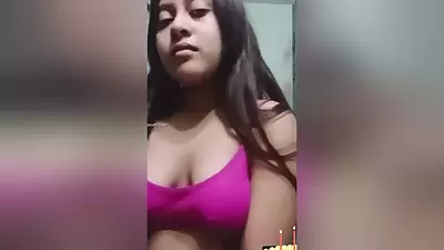 Today Exclusive- Cute Bangla chick Shows Her Boobs On Vc