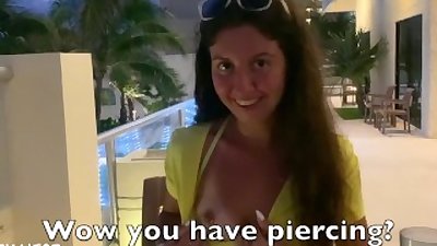 Russian whore sucks and fucks with a foreigner at the hotel for cash