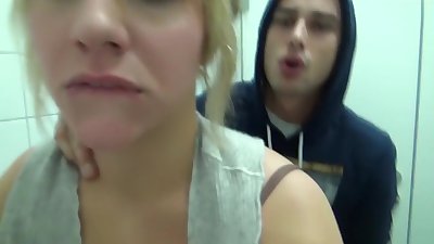 I suck dick and get cum on face in amateur couples vid