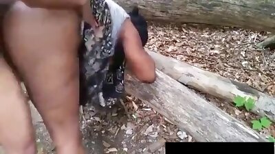 Big Booty Enjoys Quick Outdoor Sex With Tamil Aunty