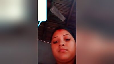 Most Demanded Jyotsna Boudi Bathing And Fingering Shows To Lover On Video Call 5