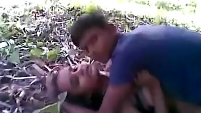 Desi Village Girl Outdoor Threesome Sex With Neighbors