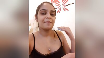Today Exclusive- Most Demanded Hot Indian Girl Strip Her Cloths And Nude Dance And Showing Boobs 2
