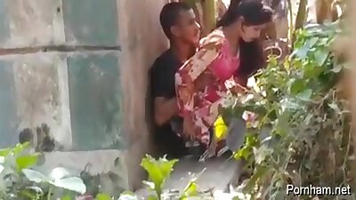 Fucking Desi Couple In Backyard