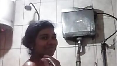 Local Bhabhi Selfie In The Bathroom