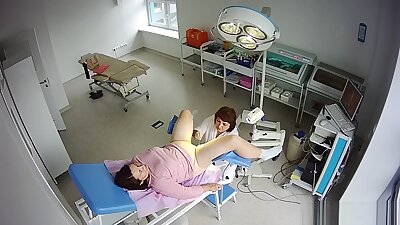 in the gynecological office (4)