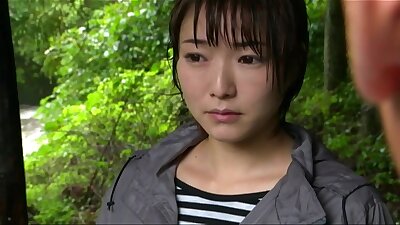 B2E1904- A perverted woman who enjoys sex by being fucked by a middle-aged man in the mountains